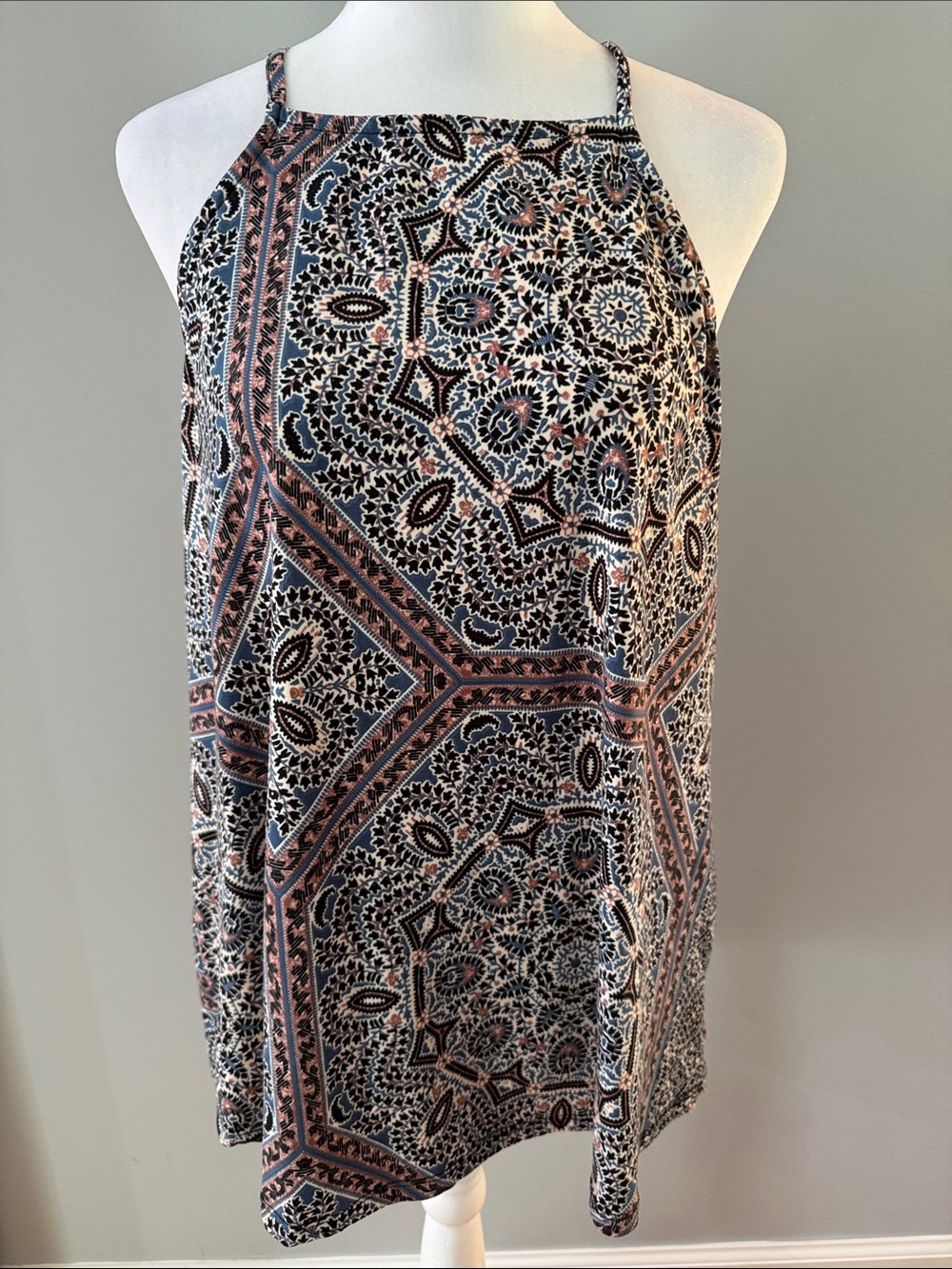Dee Elly Print Halter Neck Tank Top in Navy and Blush Sz L